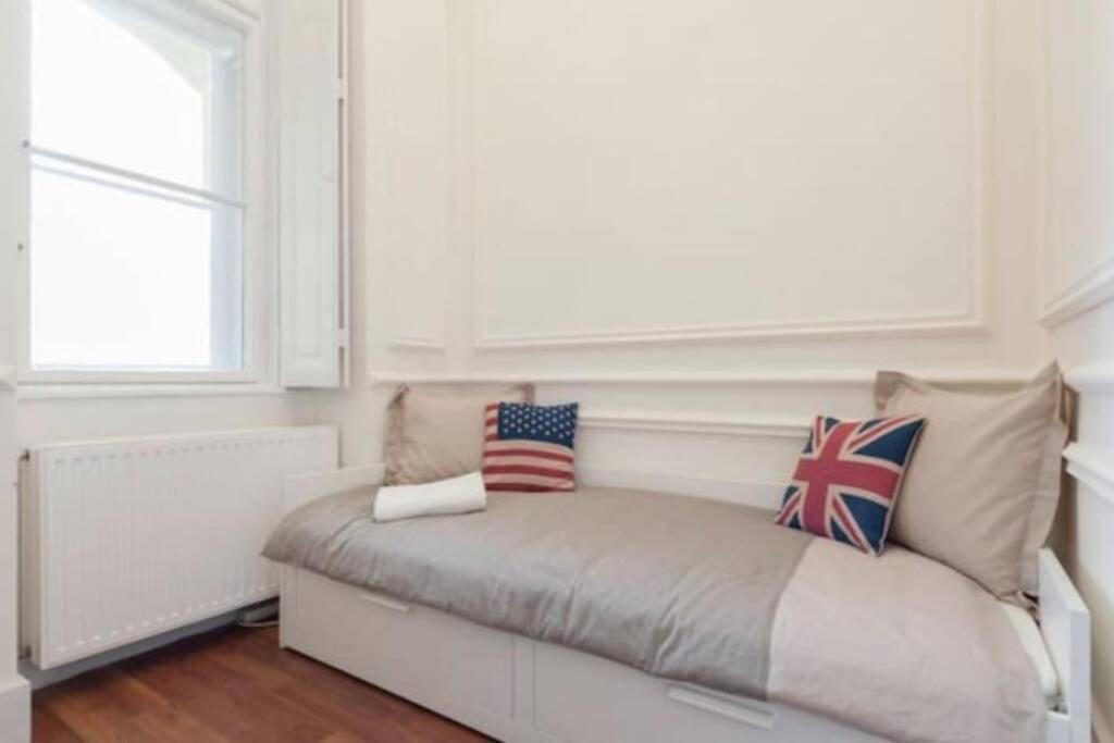 Luxury Art Deco Suite Close To Museum Of Fine Arts 부다페스트 외부 사진